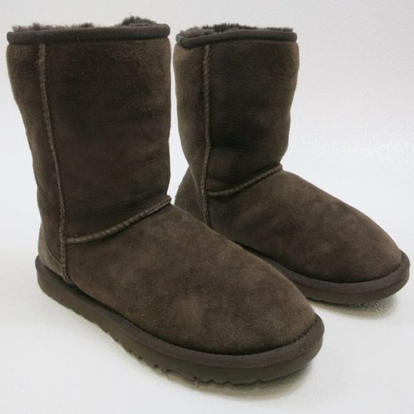 UGG Other - UGG Australia Classic Short Insulated Winter Boots Big Kids sz 4